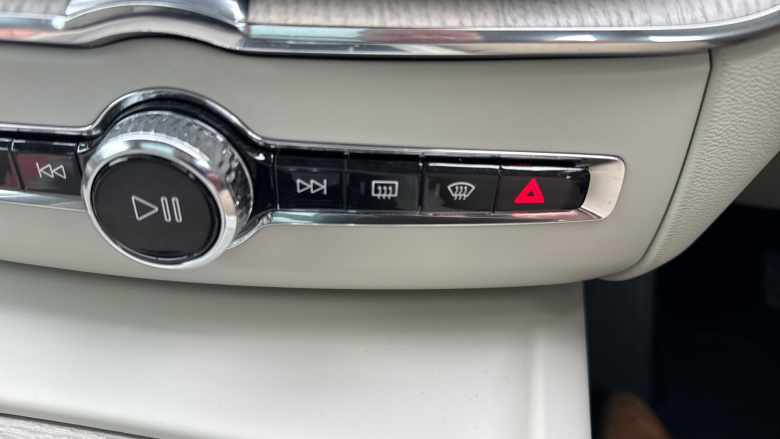 Volvo Xc60 2.0 T6 Recharge PHEV Inscription 5dr AWD Auto Estate